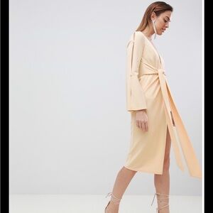 NWT ASOS DESIGN kimono button plunge midi dress Size 4 Butter Cream